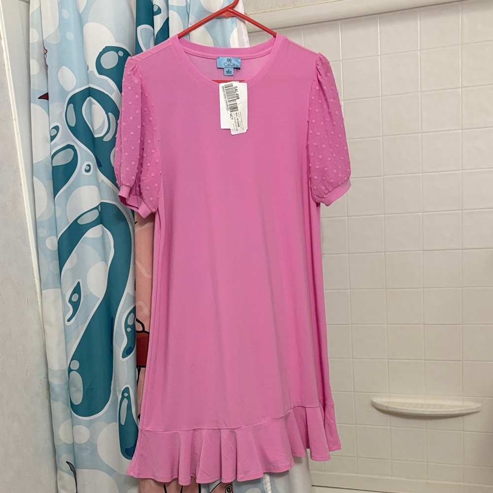 NWT Cece Pink Ruffle Hem Short Sleeve Dress Medium